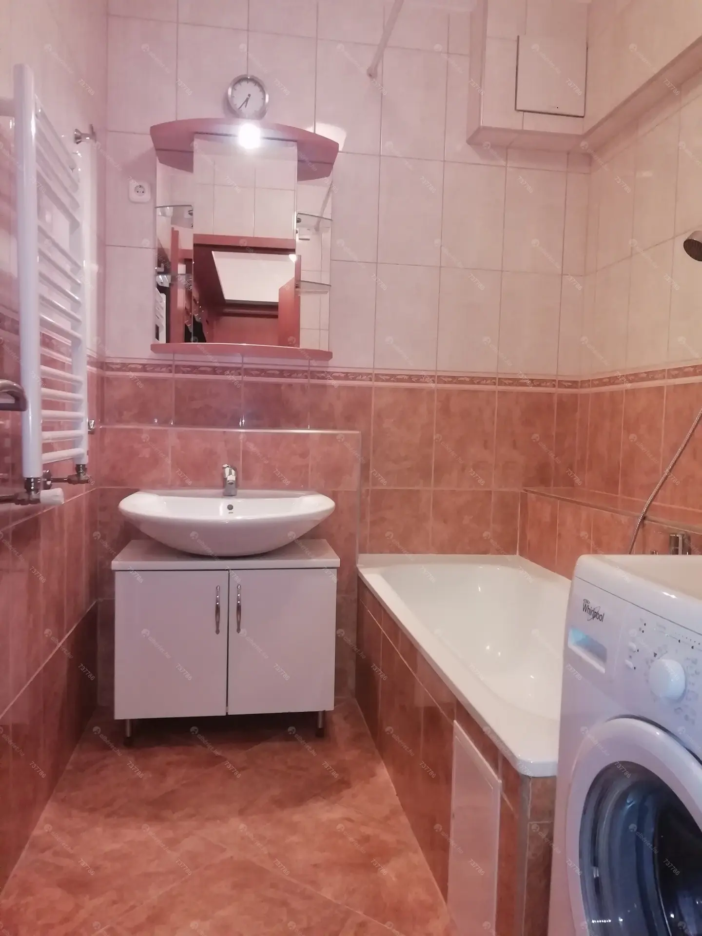 Kiadó albérlet 290000 Ft/hó áron: Budapest, XIII. kerület  Kassák Lajos utca. Mérete: 55 nm, 1 szobás | Alberlet.hu - 6125927