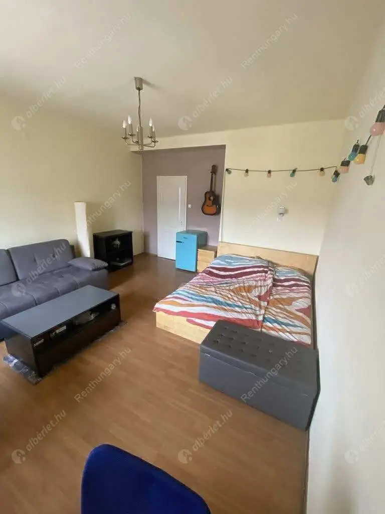 Kiadó albérlet 180000 Ft/hó áron: Budapest, XIII. kerület  Katona József utca. Mérete: 27 nm, 1 szobás | Alberlet.hu - 6571721