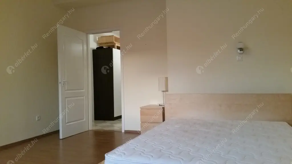 Kiadó albérlet 180000 Ft/hó áron: Budapest, XIII. kerület  Katona József utca. Mérete: 27 nm, 1 szobás | Alberlet.hu - 6571726