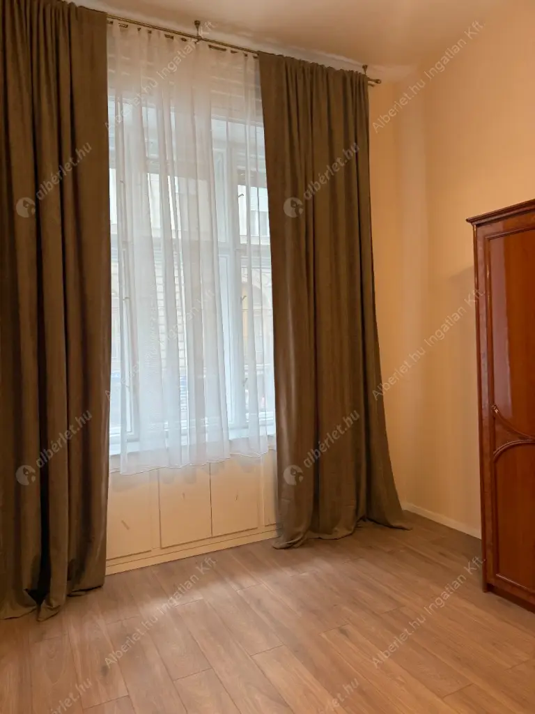 Kiadó albérlet 290000 Ft/hó áron: Budapest, XIII. kerület  Katona József utca. Mérete: 62 nm, 2 szobás | Alberlet.hu - 6563893