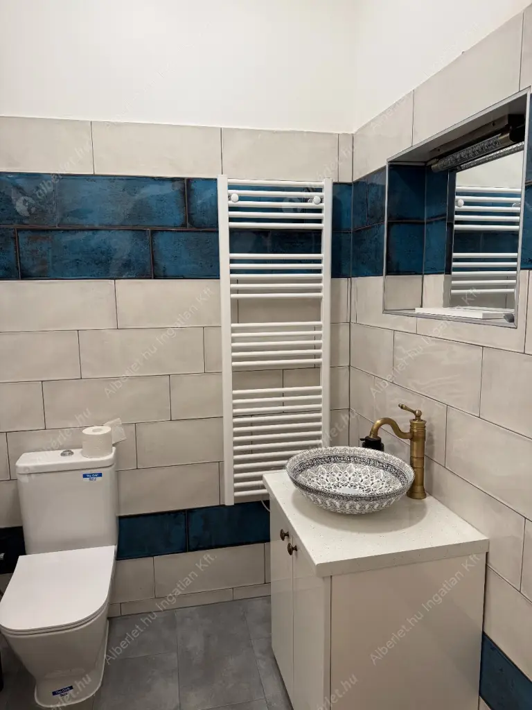 Kiadó albérlet 290000 Ft/hó áron: Budapest, XIII. kerület  Katona József utca. Mérete: 62 nm, 2 szobás | Alberlet.hu - 6563895