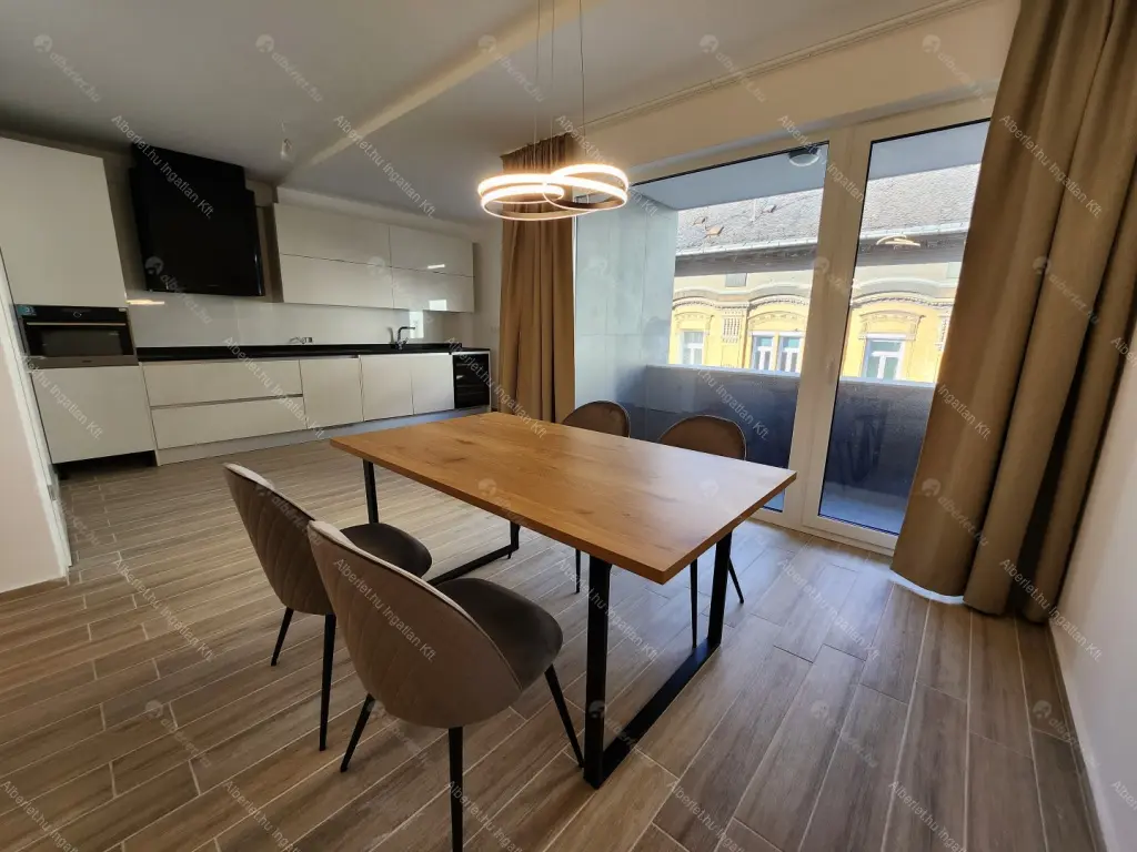 Kiadó albérlet 568000 Ft/hó áron: Budapest, XIII. kerület  Katona József utca. Mérete: 65 nm, 3 szobás | Alberlet.hu - 5976359