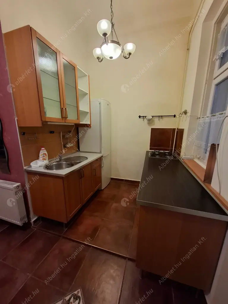 Kiadó albérlet 250000 Ft/hó áron: Budapest, XIII. kerület  Katona József utca. Mérete: 71 nm, 2 szobás | Alberlet.hu - 6597079