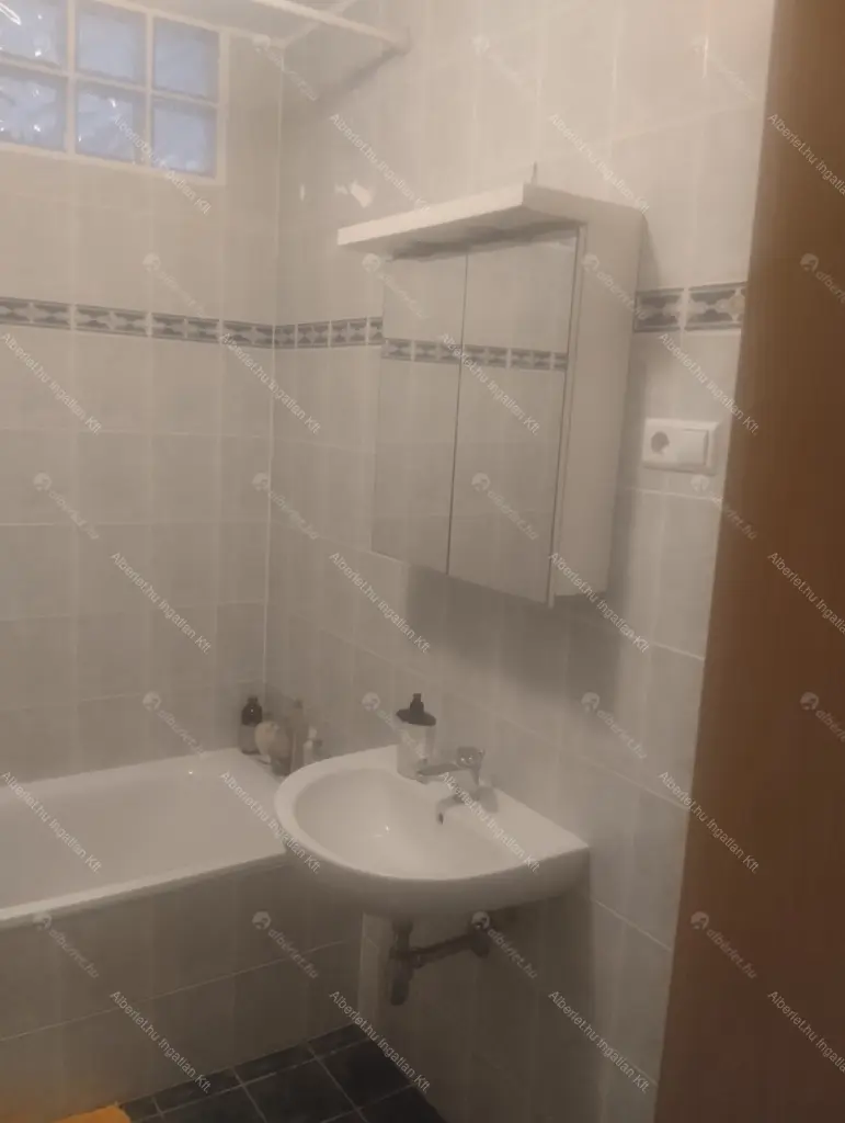 Kiadó albérlet 220000 Ft/hó áron: Budapest, XIII. kerület  Kerekes utca. Mérete: 42 nm, 1 szobás | Alberlet.hu - 6705585