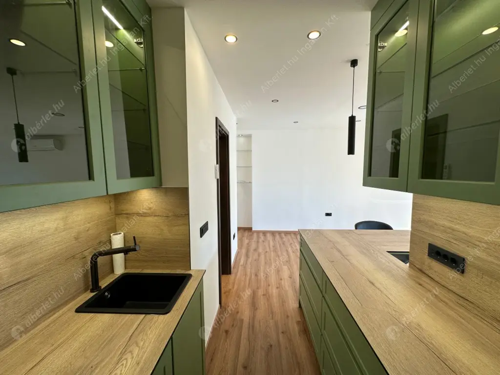 Kiadó albérlet 240000 Ft/hó áron: Budapest, XIII. kerület  Kis Gömb utca. Mérete: 41 nm, 1 szobás | Alberlet.hu - 6579669