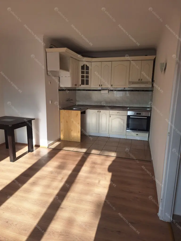 Kiadó albérlet 200000 Ft/hó áron: Budapest, XIII. kerület  Kis Gömb utca. Mérete: 41 nm, 2 szobás | Alberlet.hu - 6668175