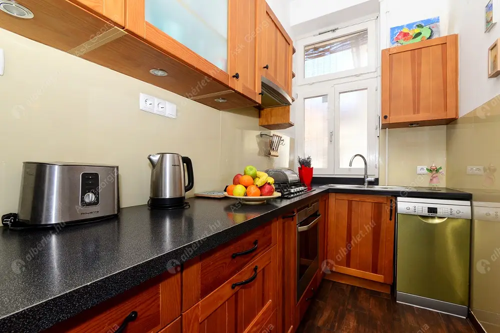 Kiadó albérlet 250000 Ft/hó áron: Budapest, XIII. kerület  Kresz Géza utca. Mérete: 91 nm, 3 szobás | Alberlet.hu - 5261284