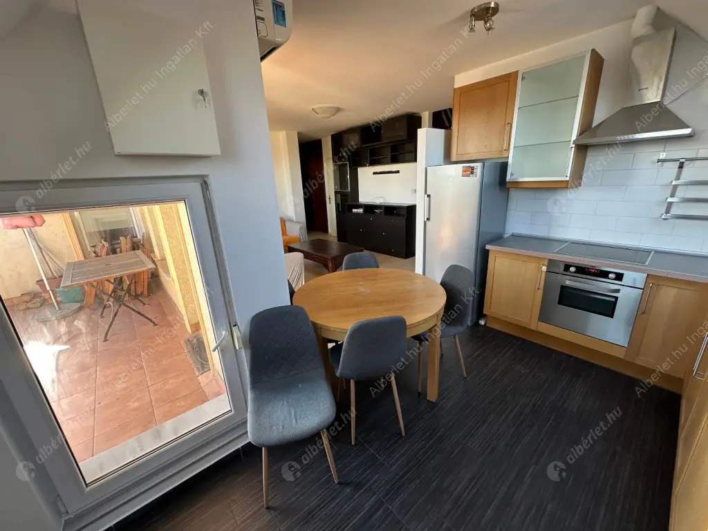 Kiadó albérlet 390000 Ft/hó áron: Budapest, XIII. kerület  Kucsma utca. Mérete: 100 nm, 1 szobás | Alberlet.hu - 6555646