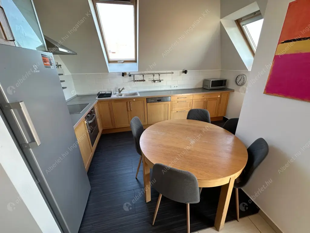 Kiadó albérlet 390000 Ft/hó áron: Budapest, XIII. kerület  Kucsma utca. Mérete: 100 nm, 1 szobás | Alberlet.hu - 6555647