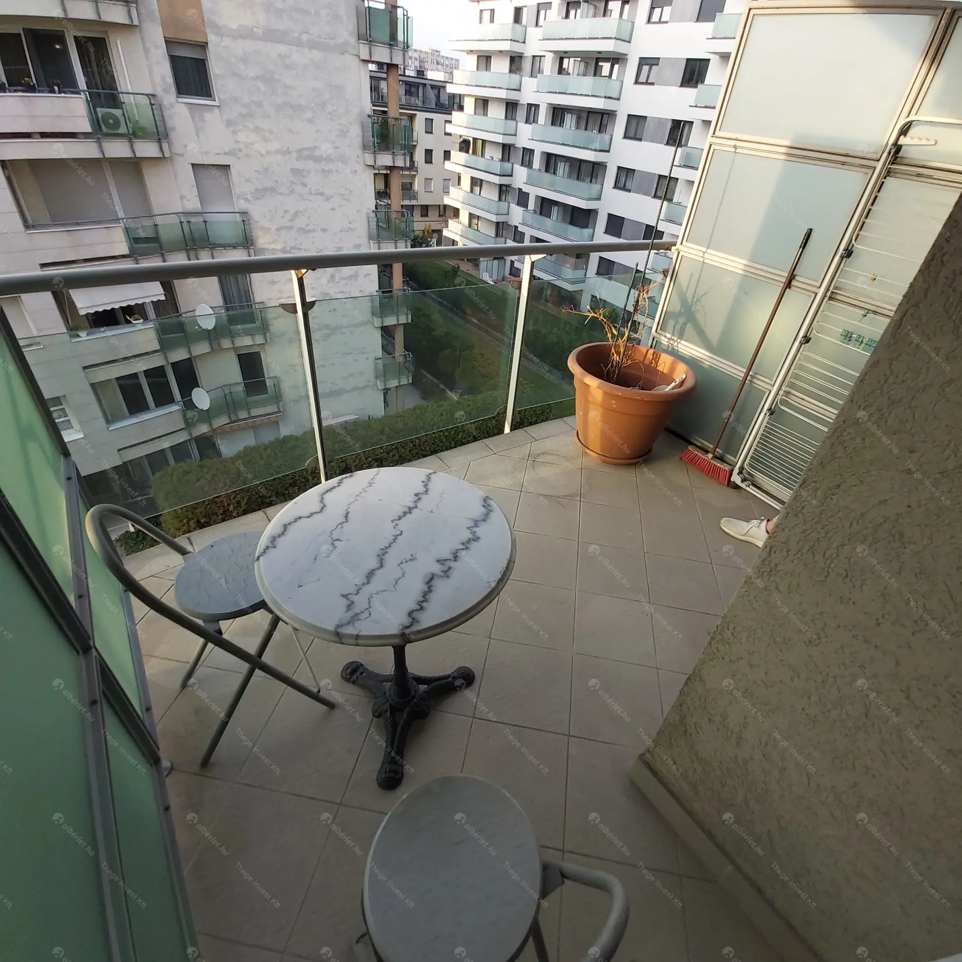 Kiadó albérlet 200000 Ft/hó áron: Budapest, XIII. kerület  Lehel utca. Mérete: 33 nm, 1 szobás | Alberlet.hu - 6600234