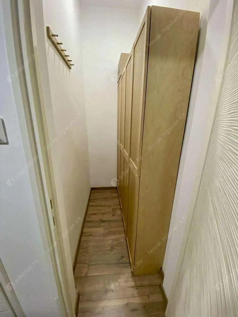 Kiadó albérlet 250000 Ft/hó áron: Budapest, XIII. kerület  Lehel utca. Mérete: 45 nm, 1 szobás | Alberlet.hu - 6569546