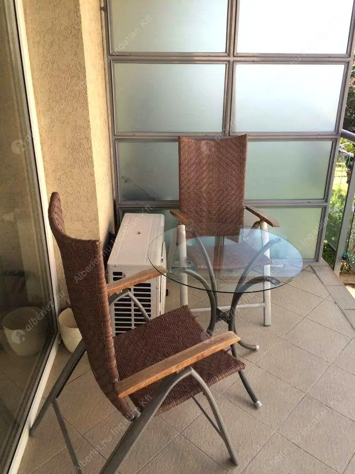 Kiadó albérlet 360000 Ft/hó áron: Budapest, XIII. kerület  Lehel utca. Mérete: 50 nm, 2 szobás | Alberlet.hu - 6516665