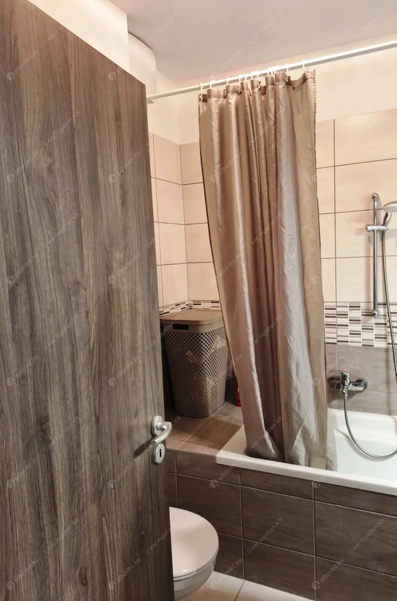 Kiadó albérlet 310000 Ft/hó áron: Budapest, XIII. kerület  Lehel utca. Mérete: 54 nm, 2 szobás | Alberlet.hu - 6628993