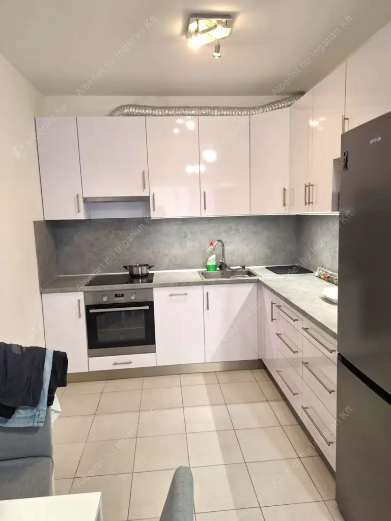 Kiadó albérlet 310000 Ft/hó áron: Budapest, XIII. kerület  Lehel utca. Mérete: 54 nm, 2 szobás | Alberlet.hu - 6633960