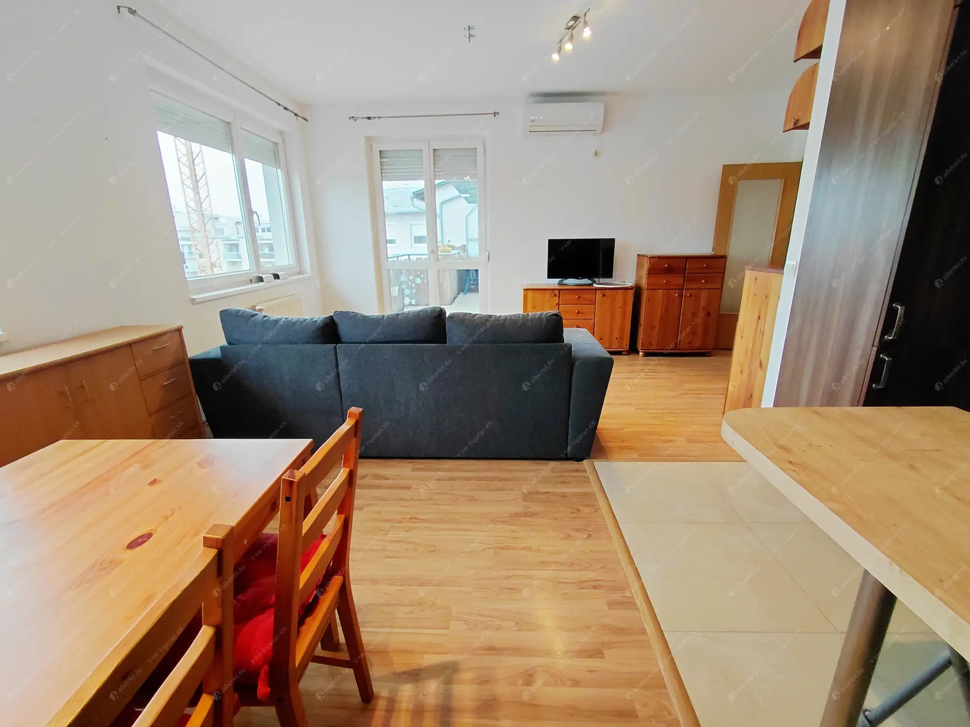 Kiadó albérlet 310000 Ft/hó áron: Budapest, XIII. kerület  Lehel utca. Mérete: 67 nm, 1 szobás | Alberlet.hu - 6603300