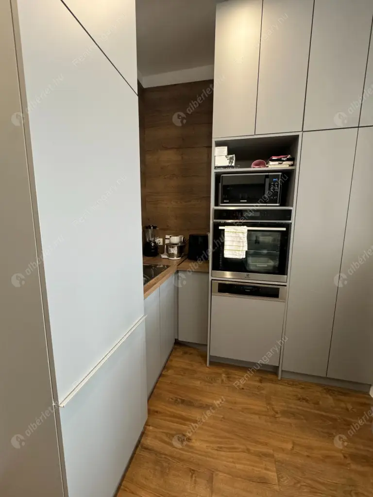 Kiadó albérlet 410000 Ft/hó áron: Budapest, XIII. kerület  Lehel utca. Mérete: 70 nm, 2 szobás | Alberlet.hu - 6511768