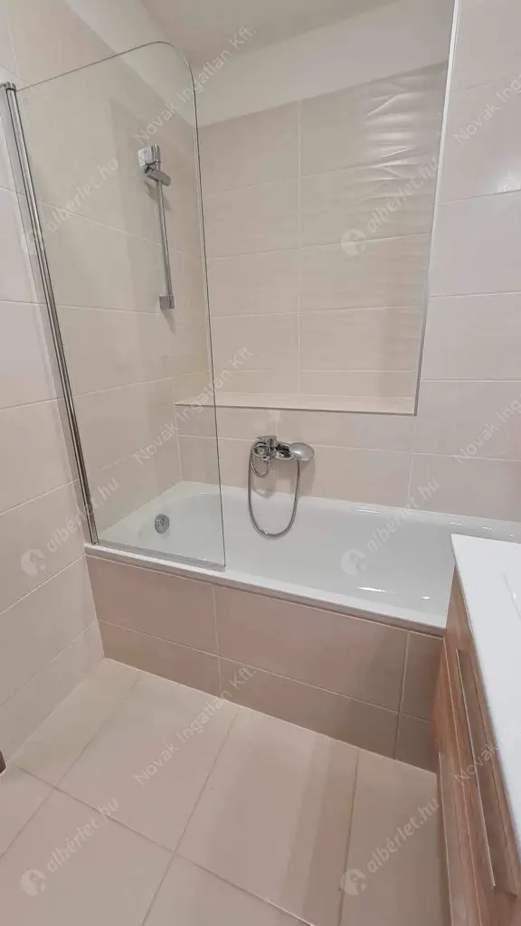 Kiadó albérlet 320000 Ft/hó áron: Budapest, XIII. kerület  LŐPORTÁL . Mérete: 50 nm, 2 szobás | Alberlet.hu - 6230823