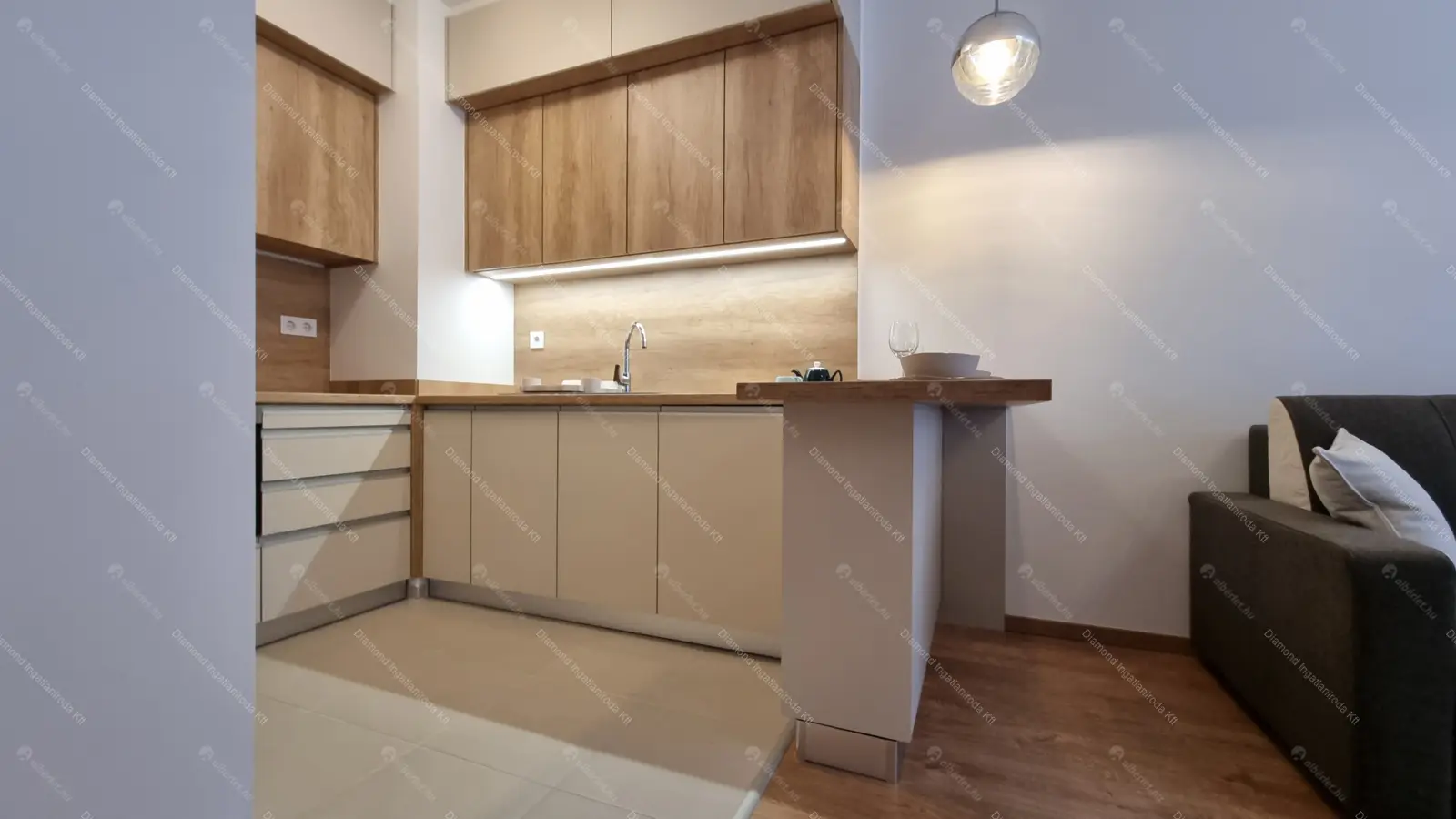 Kiadó albérlet 260000 Ft/hó áron: Budapest, XIII. kerület  Lőportár köz. Mérete: 32 nm, 1 szobás | Alberlet.hu - 6665741