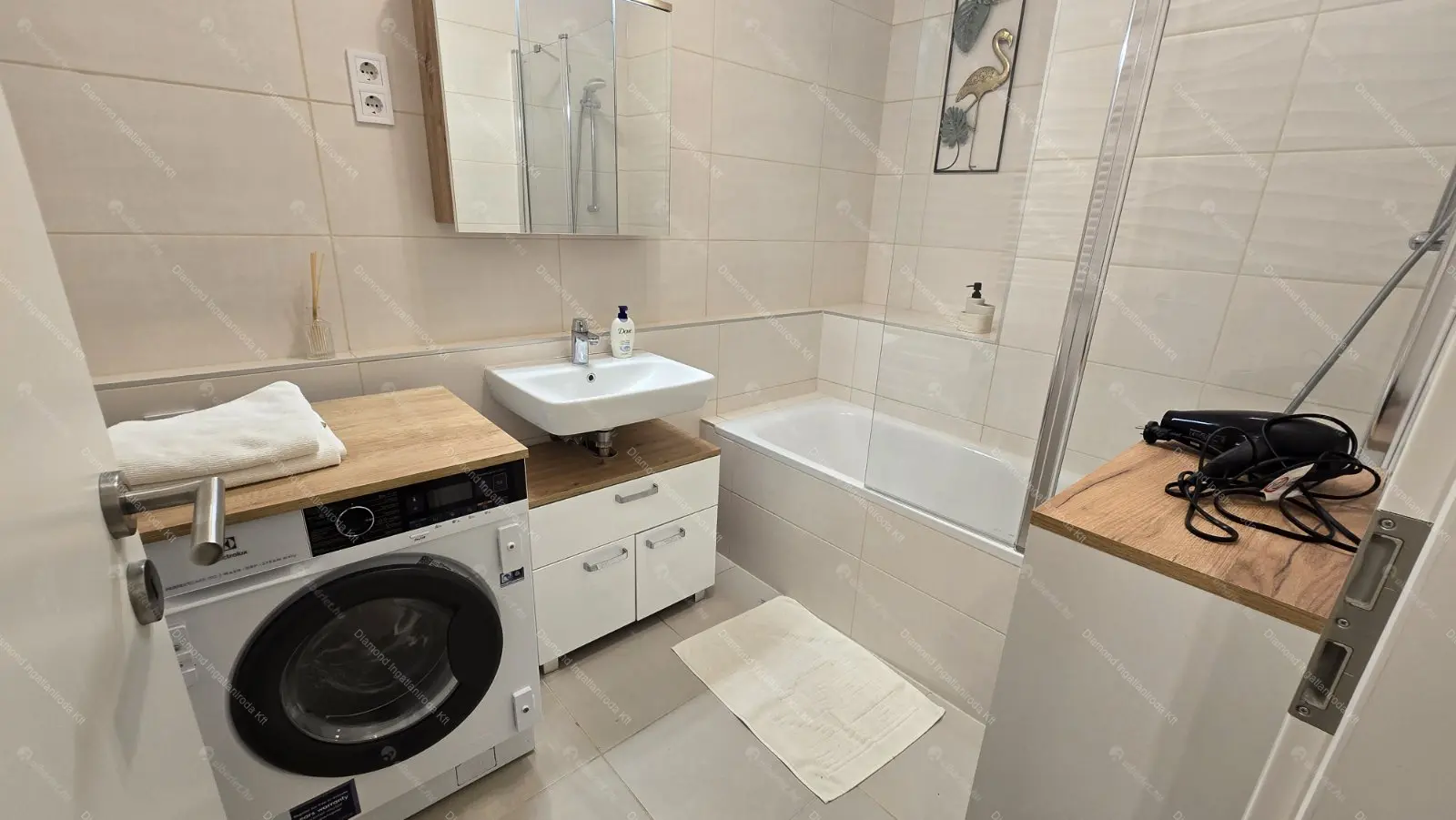 Kiadó albérlet 260000 Ft/hó áron: Budapest, XIII. kerület  Lőportár köz. Mérete: 32 nm, 1 szobás | Alberlet.hu - 6668975