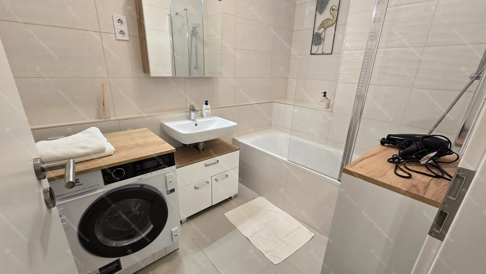 Kiadó albérlet 260000 Ft/hó áron: Budapest, XIII. kerület  Lőportár köz. Mérete: 32 nm, 1 szobás | Alberlet.hu - 6668976