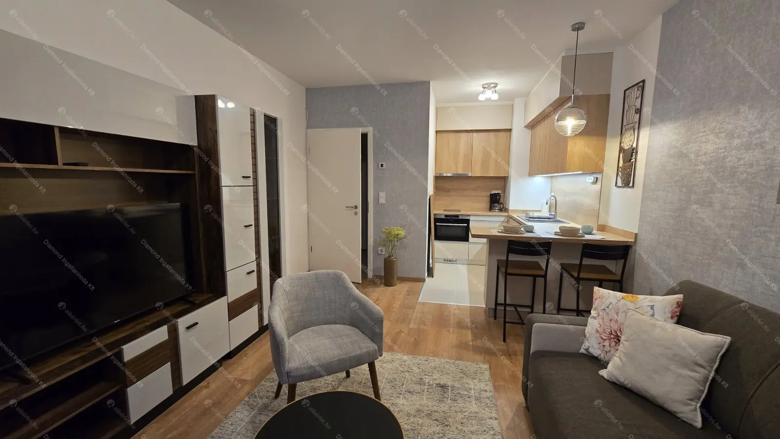 Kiadó albérlet 260000 Ft/hó áron: Budapest, XIII. kerület  Lőportár köz. Mérete: 32 nm, 1 szobás | Alberlet.hu - 6668983