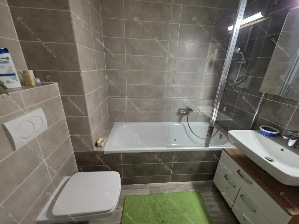 Kiadó albérlet 250000 Ft/hó áron: Budapest, XIII. kerület  Lőportár köz. Mérete: 32 nm, 1 szobás | Alberlet.hu - 6687572