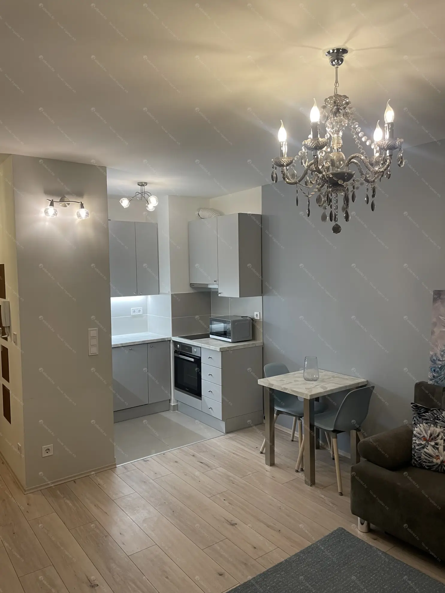 Kiadó albérlet 300000 Ft/hó áron: Budapest, XIII. kerület  Lőportár köz. Mérete: 36 nm, 1 szobás | Alberlet.hu - 6589753