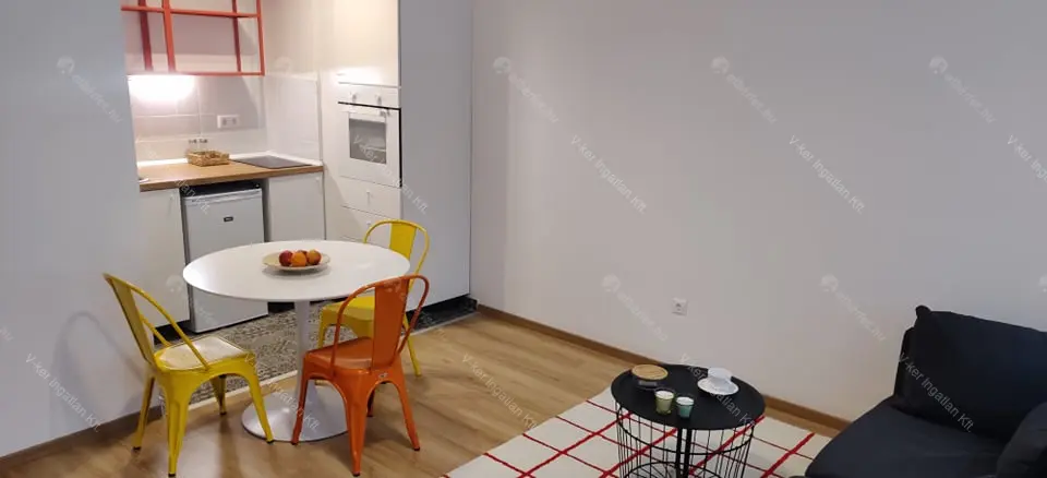 Kiadó albérlet 250000 Ft/hó áron: Budapest, XIII. kerület  Lőportár köz. Mérete: 42 nm, 2 szobás | Alberlet.hu - 6705972