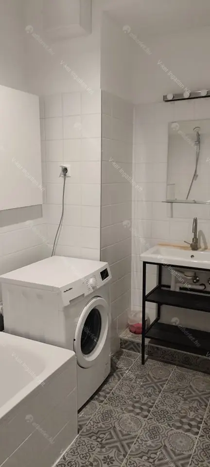 Kiadó albérlet 250000 Ft/hó áron: Budapest, XIII. kerület  Lőportár köz. Mérete: 42 nm, 2 szobás | Alberlet.hu - 6705979