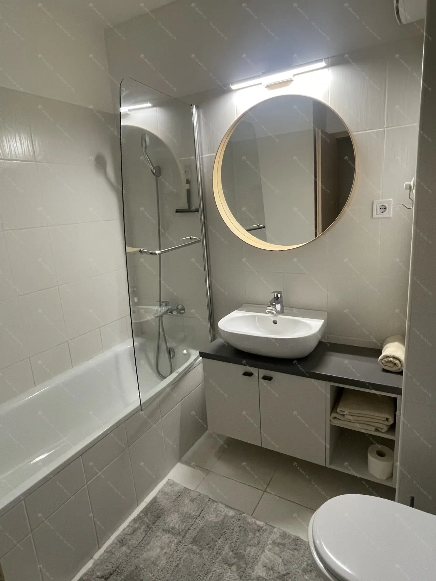 Kiadó albérlet 300000 Ft/hó áron: Budapest, XIII. kerület  Lőportár köz. Mérete: 43 nm, 1 szobás | Alberlet.hu - 6589760