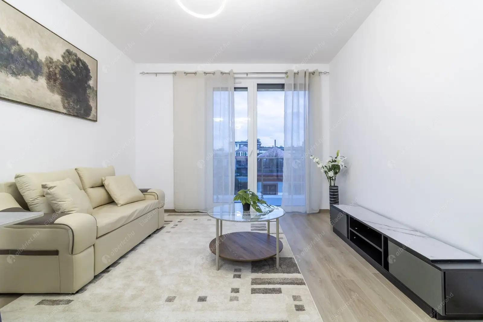 Kiadó albérlet 350000 Ft/hó áron: Budapest, XIII. kerület  Lőportár köz. Mérete: 57 nm, 2 szobás | Alberlet.hu - 6638596