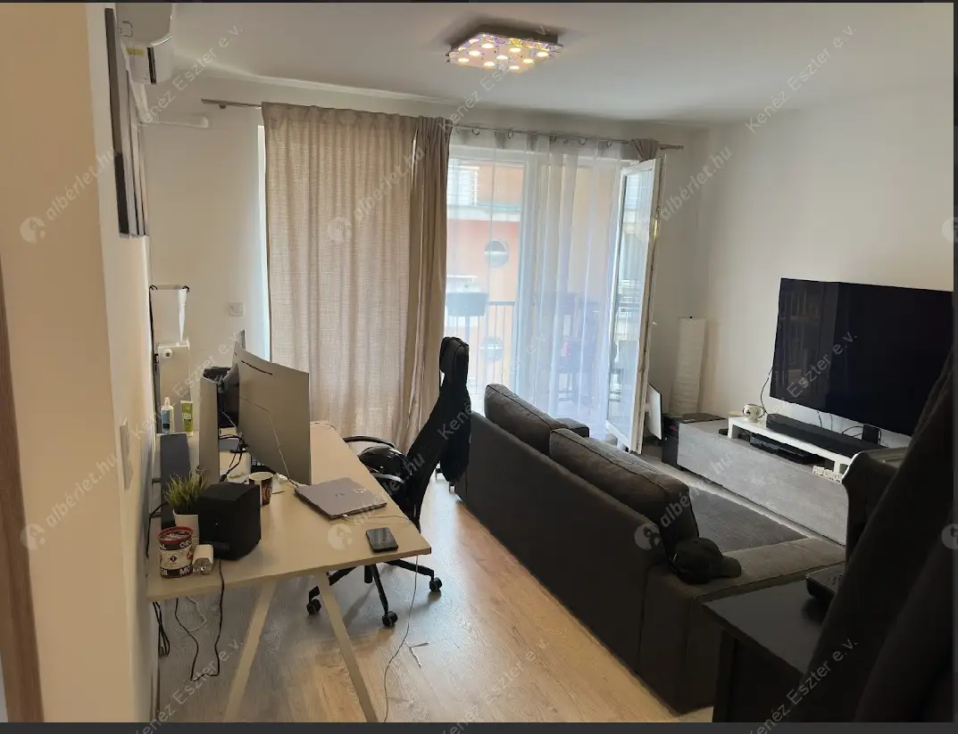 Kiadó albérlet 270000 Ft/hó áron: Budapest, XIII. kerület  Lőportár utca. Mérete: 42 nm, 2 szobás | Alberlet.hu - 6598391