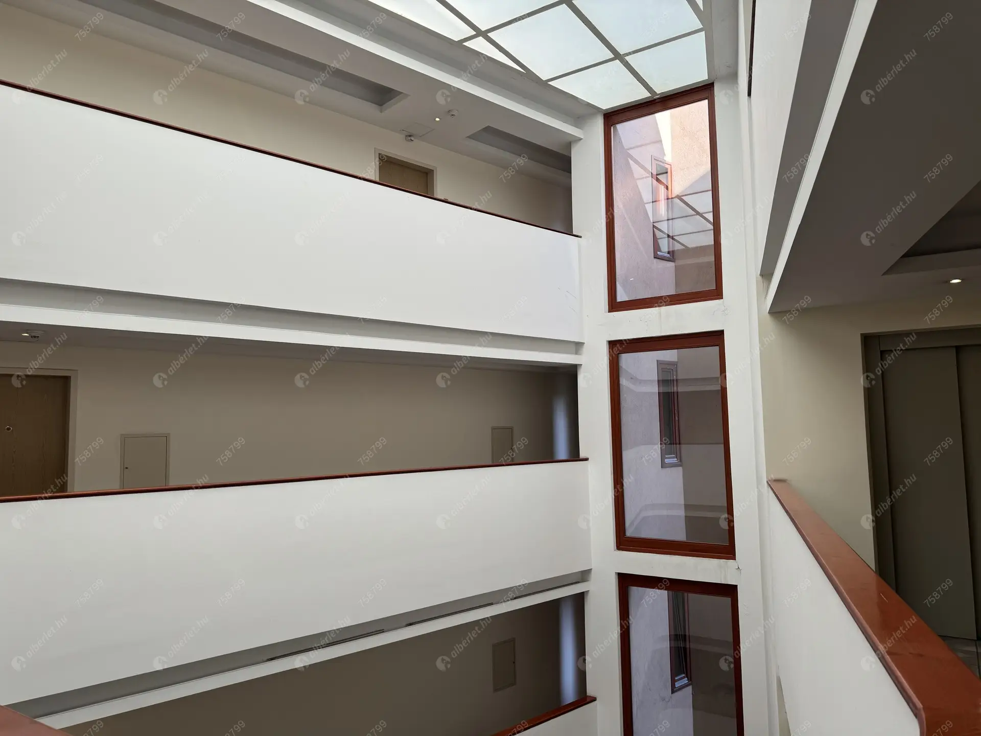 Kiadó albérlet 270000 Ft/hó áron: Budapest, XIII. kerület  Lőportár utca. Mérete: 47 nm, 1 szobás | Alberlet.hu - 6413212