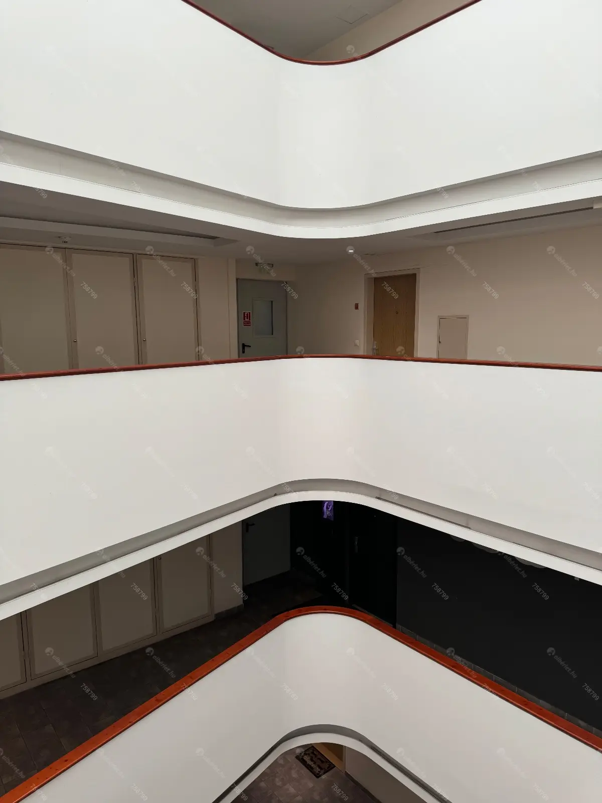 Kiadó albérlet 270000 Ft/hó áron: Budapest, XIII. kerület  Lőportár utca. Mérete: 47 nm, 1 szobás | Alberlet.hu - 6670630