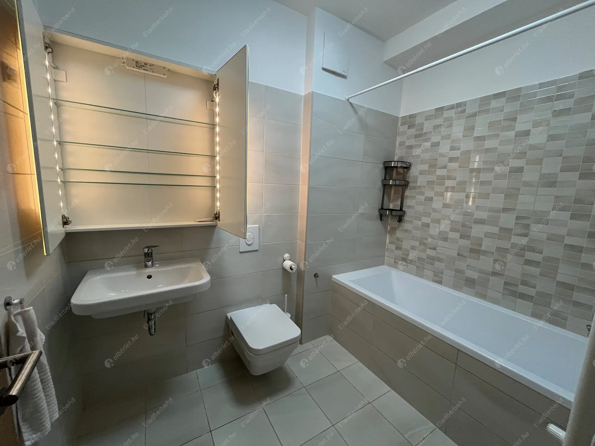 Kiadó albérlet 573000 Ft/hó áron: Budapest, XIII. kerület  Lőportár utca. Mérete: 85 nm, 3 szobás | Alberlet.hu - 6511943