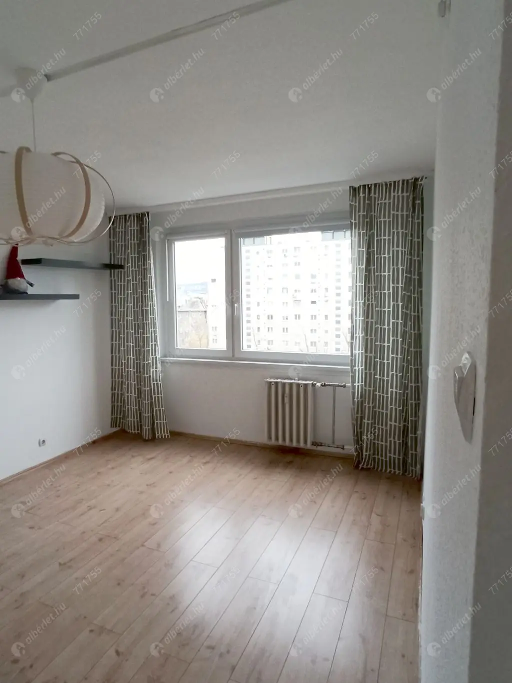 Kiadó albérlet 200000 Ft/hó áron: Budapest, XIII. kerület  Madarász Viktor utca. Mérete: 34 nm, 1 szobás | Alberlet.hu - 6597345