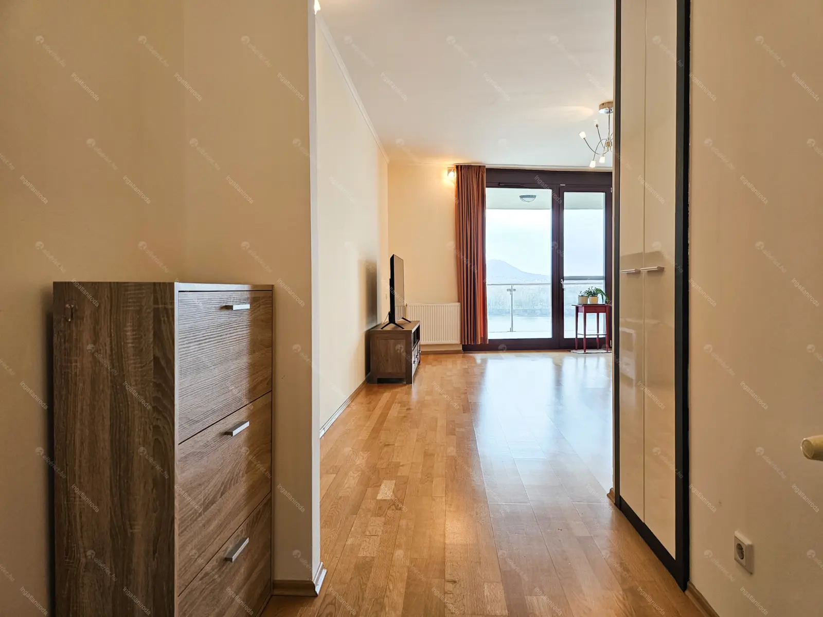 Kiadó albérlet 758000 Ft/hó áron: Budapest, XIII. kerület  Marina sétány. Mérete: 105 nm, 3 szobás | Alberlet.hu - 6658577