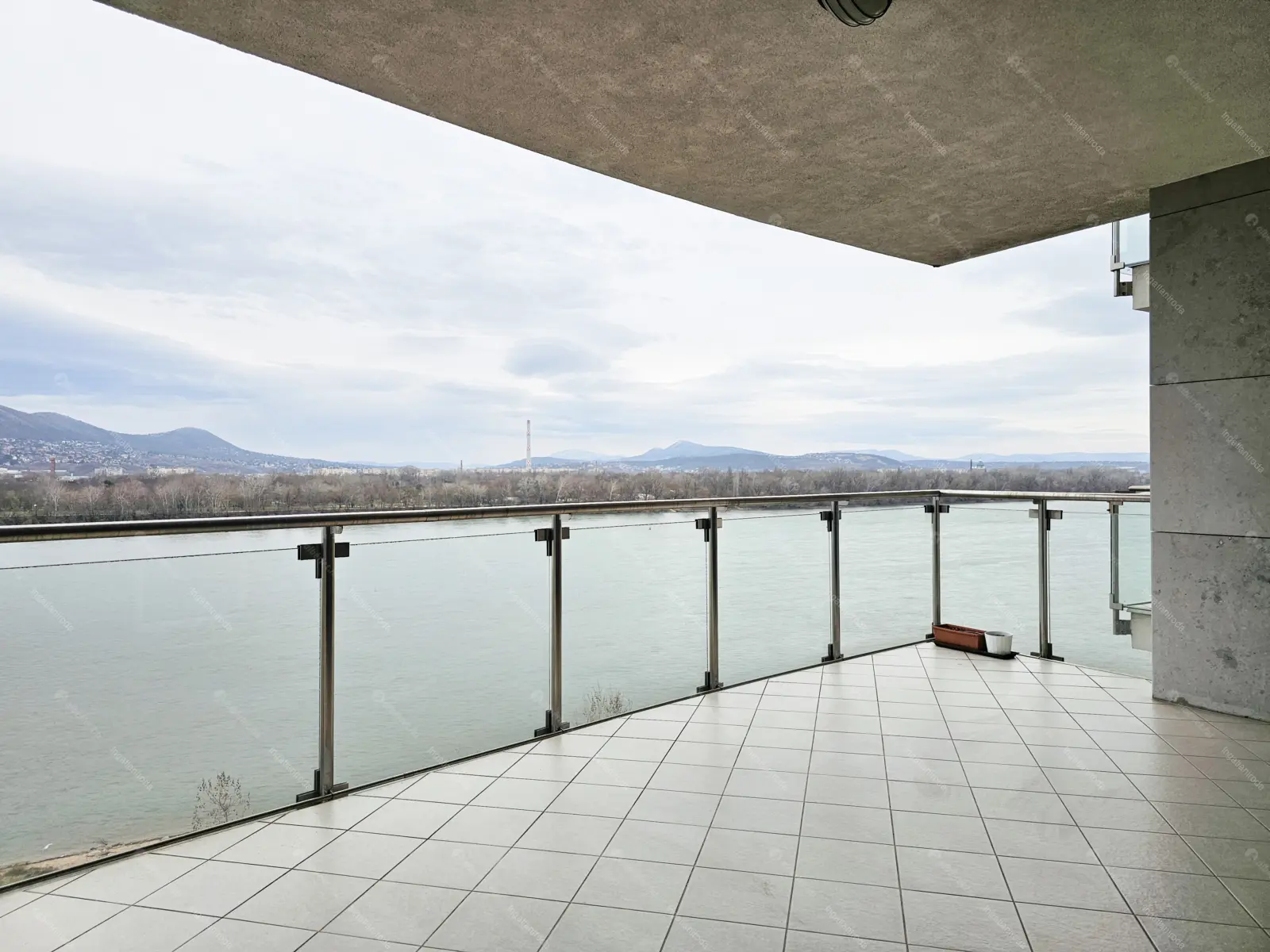 Kiadó albérlet 758000 Ft/hó áron: Budapest, XIII. kerület  Marina sétány. Mérete: 105 nm, 3 szobás | Alberlet.hu - 6658584