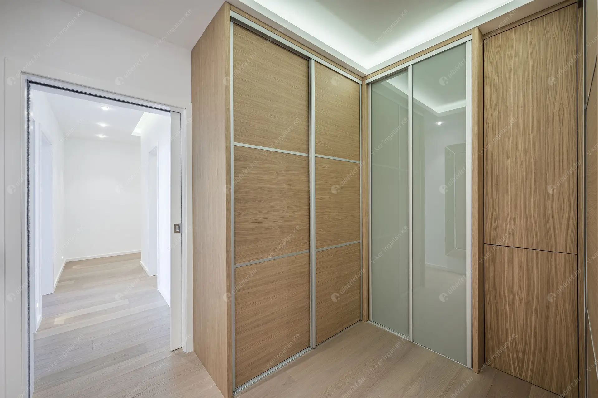 Kiadó albérlet 3356000 Ft/hó áron: Budapest, XIII. kerület  Marina sétány. Mérete: 220 nm, 4 szobás | Alberlet.hu - 5785414