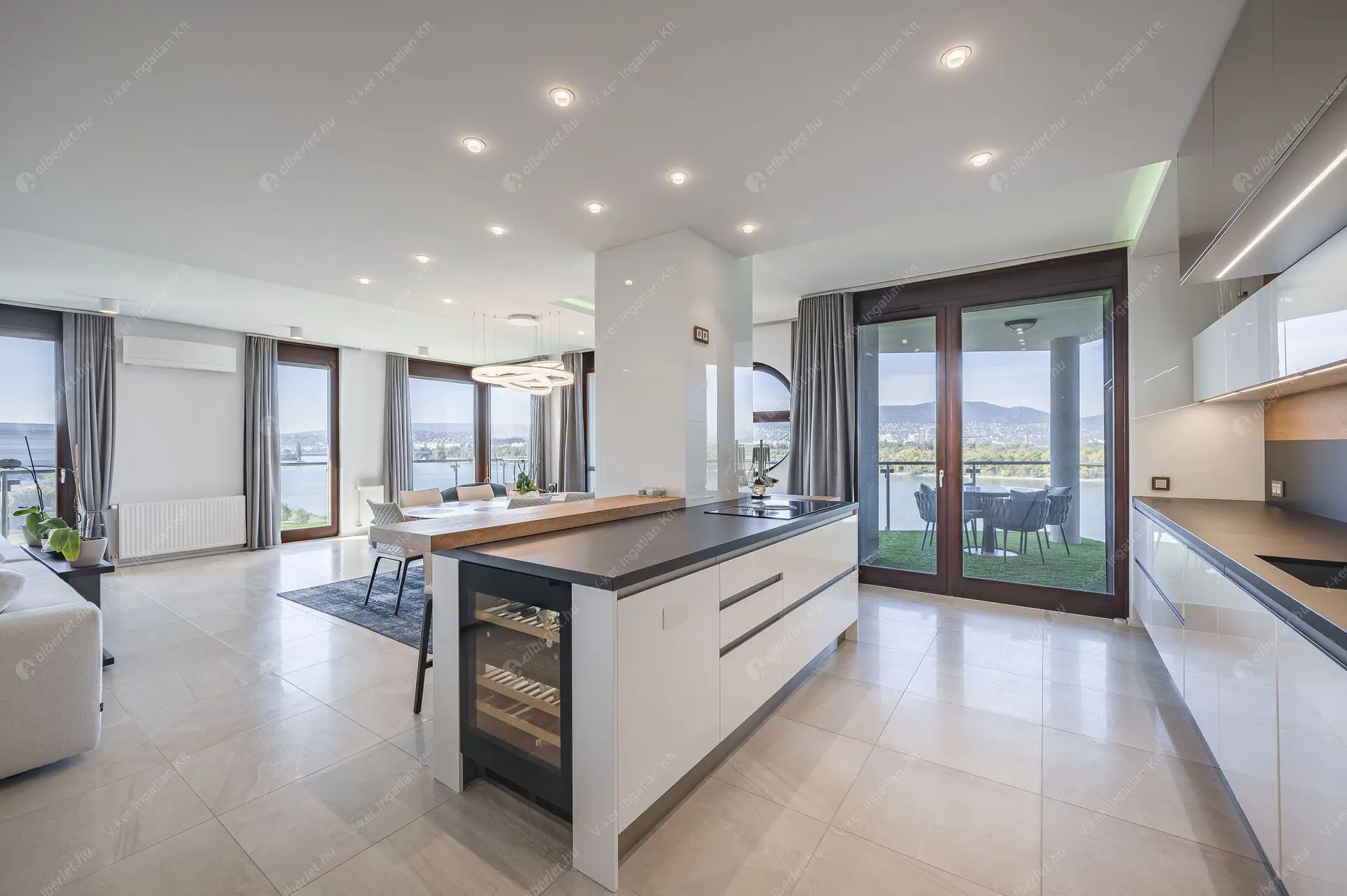 Kiadó albérlet 3356000 Ft/hó áron: Budapest, XIII. kerület  Marina sétány. Mérete: 220 nm, 4 szobás | Alberlet.hu - 5785428