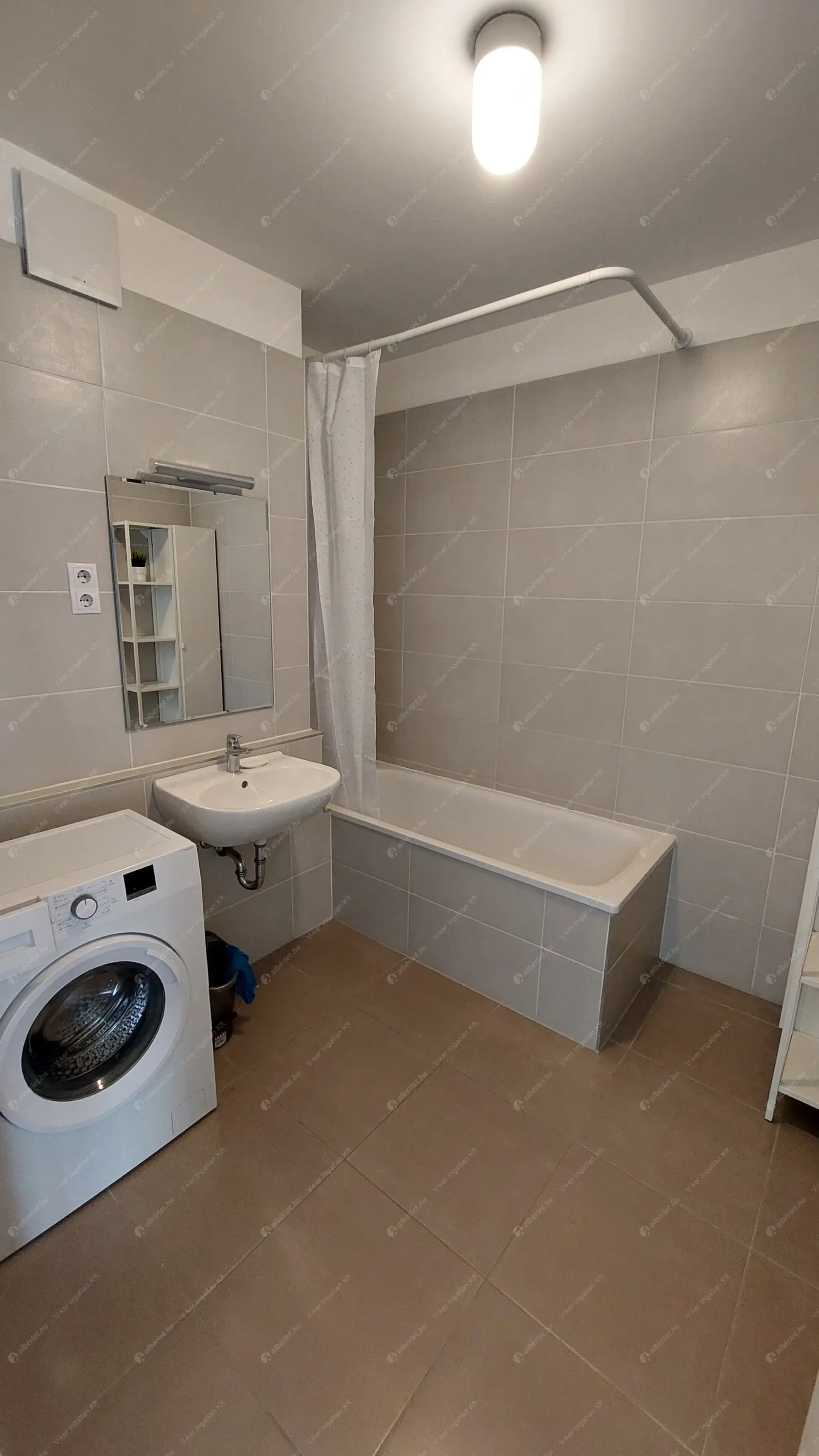 Kiadó albérlet 285000 Ft/hó áron: Budapest, XIII. kerület  Meder utca. Mérete: 40 nm, 1 szobás | Alberlet.hu - 6622215