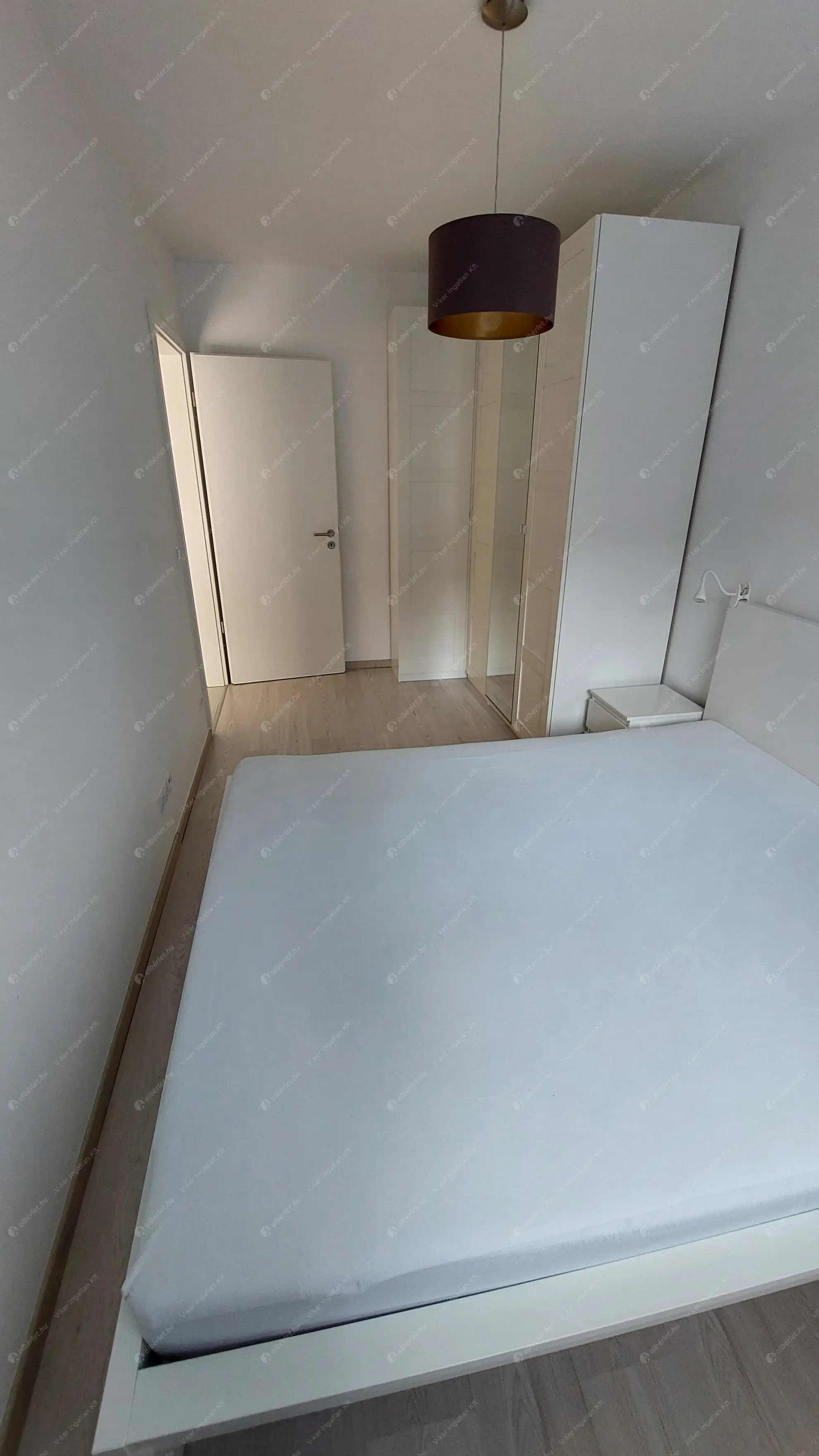 Kiadó albérlet 285000 Ft/hó áron: Budapest, XIII. kerület  Meder utca. Mérete: 40 nm, 1 szobás | Alberlet.hu - 6622218