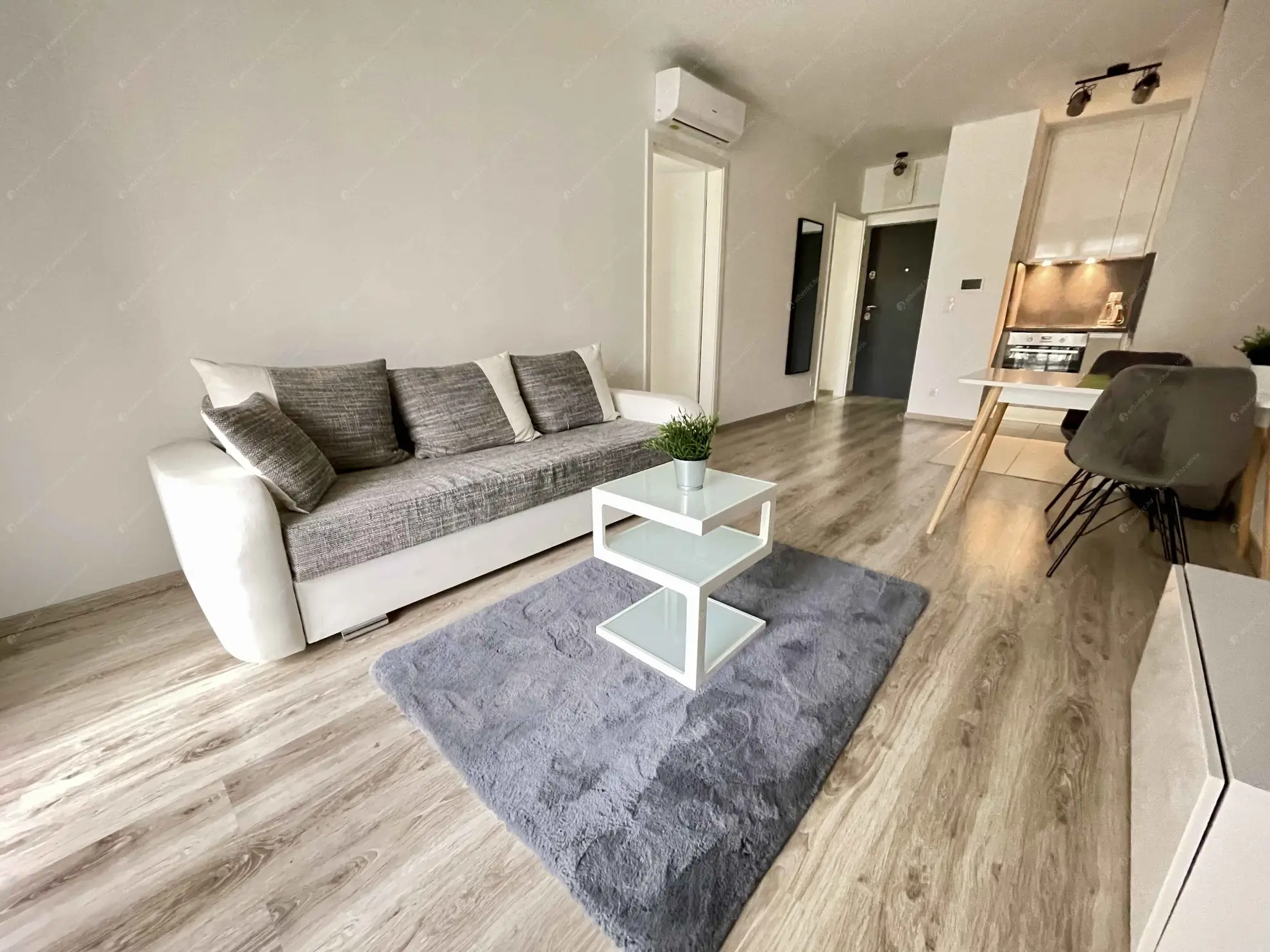 Kiadó albérlet 320000 Ft/hó áron: Budapest, XIII. kerület  Meder utca. Mérete: 44 nm, 2 szobás | Alberlet.hu - 6634892