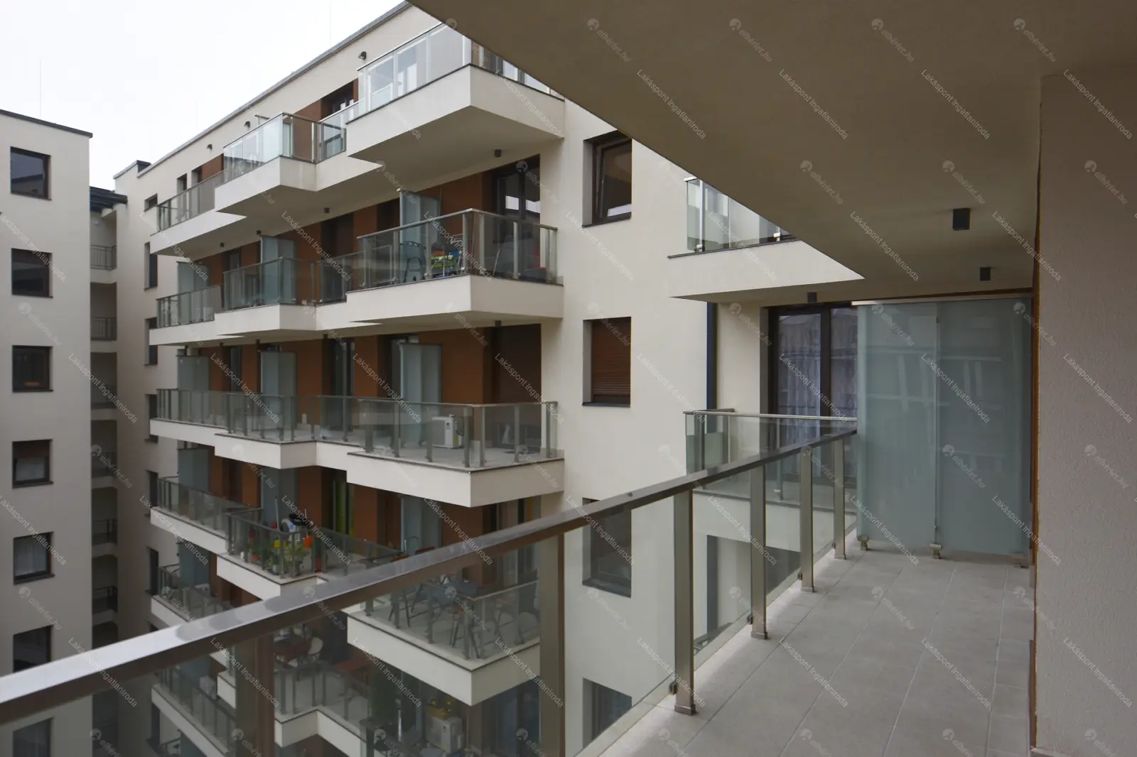 Kiadó albérlet 300000 Ft/hó áron: Budapest, XIII. kerület  Meder utca. Mérete: 46 nm, 2 szobás | Alberlet.hu - 6690625