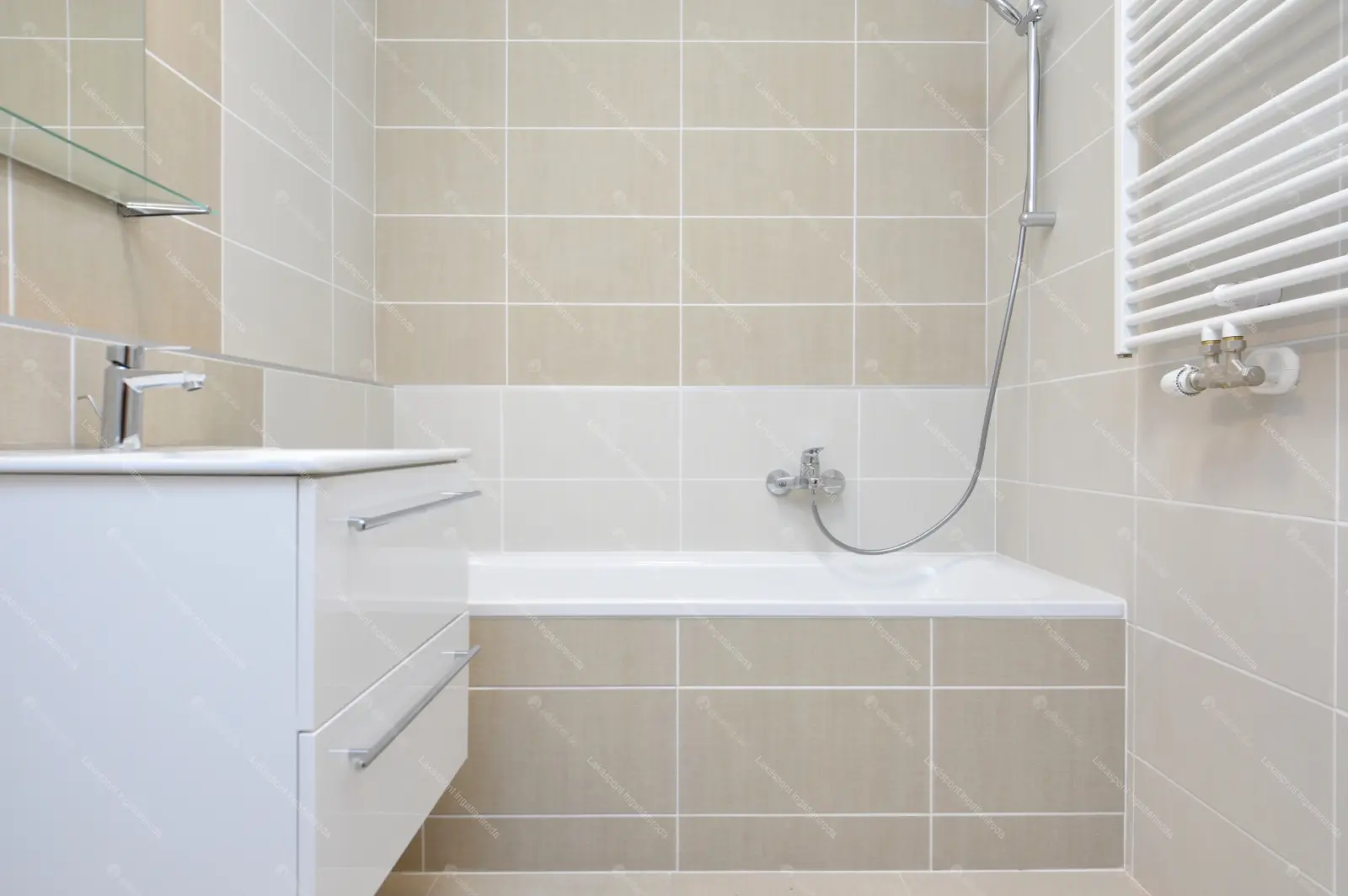 Kiadó albérlet 300000 Ft/hó áron: Budapest, XIII. kerület  Meder utca. Mérete: 46 nm, 2 szobás | Alberlet.hu - 6690627