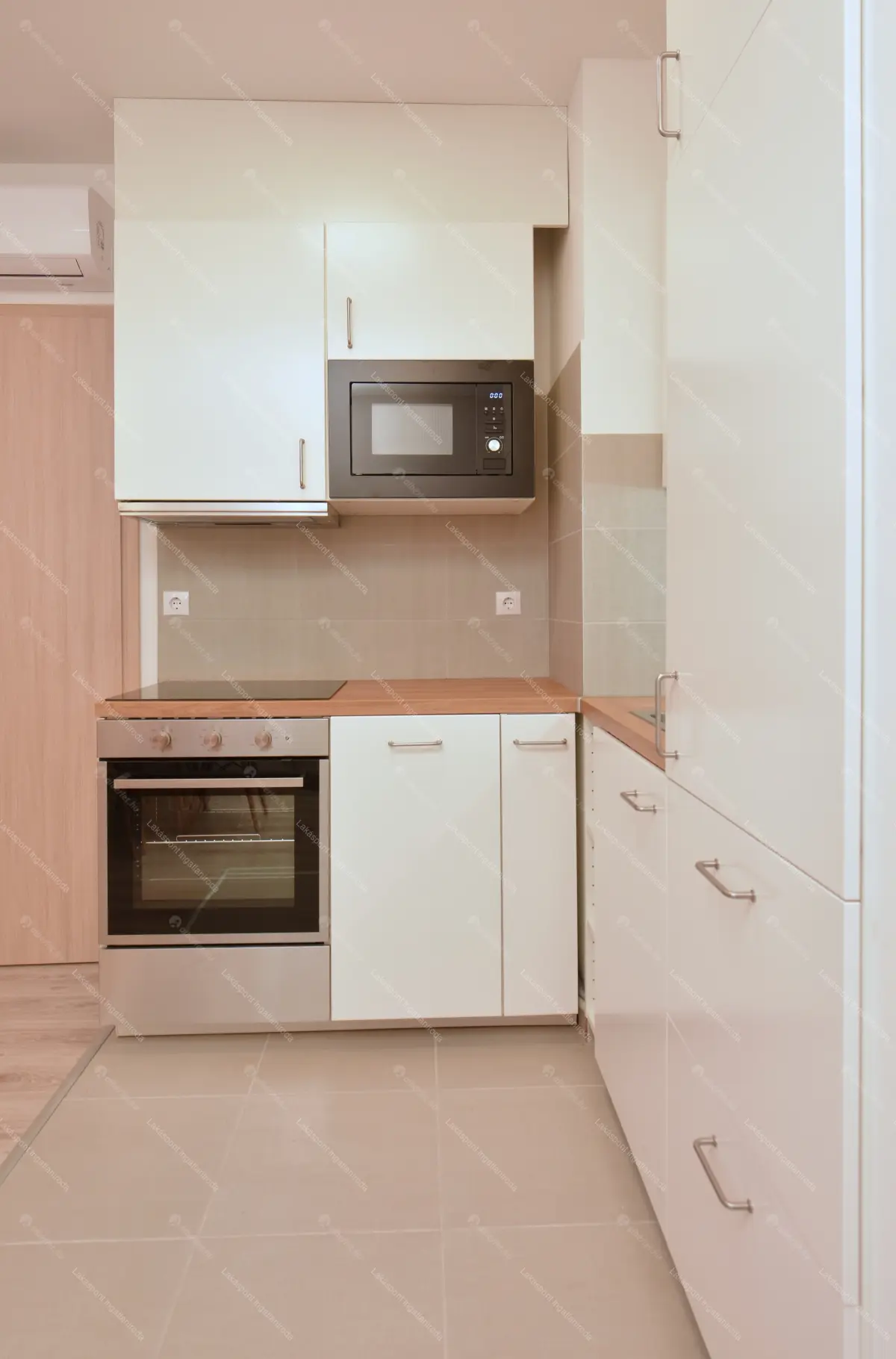 Kiadó albérlet 300000 Ft/hó áron: Budapest, XIII. kerület  Meder utca. Mérete: 46 nm, 2 szobás | Alberlet.hu - 6694394