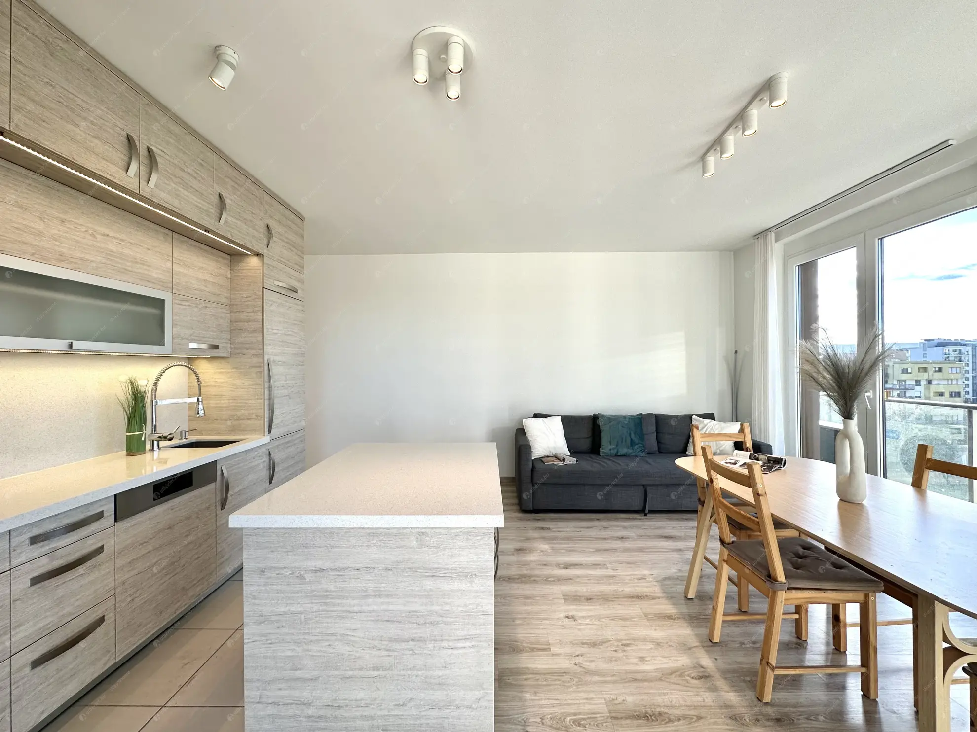 Kiadó albérlet 400000 Ft/hó áron: Budapest, XIII. kerület  Meder utca. Mérete: 64 nm, 3 szobás | Alberlet.hu - 6627683