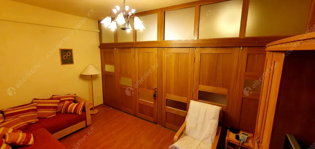 Kiadó albérlet 335000 Ft/hó áron: Budapest, XIII. kerület  Mohács utca. Mérete: 83 nm, 3 szobás | Alberlet.hu - 6515354