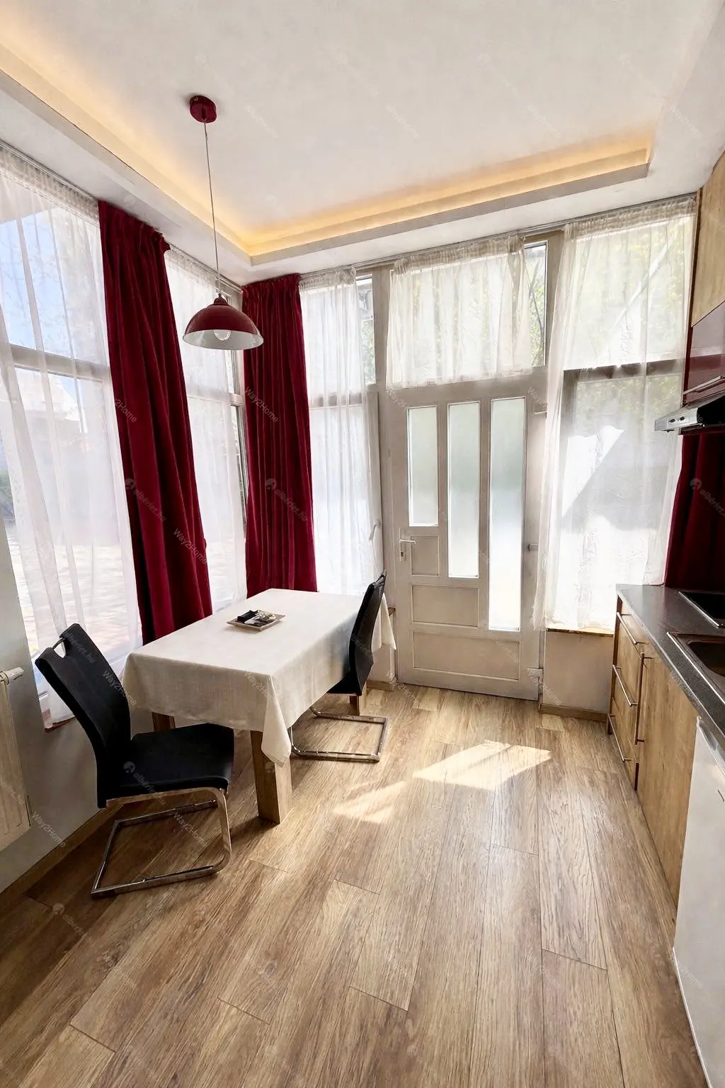 Kiadó albérlet 210000 Ft/hó áron: Budapest, XIII. kerület  Mór utca. Mérete: 30 nm, 1 szobás | Alberlet.hu - 6697269