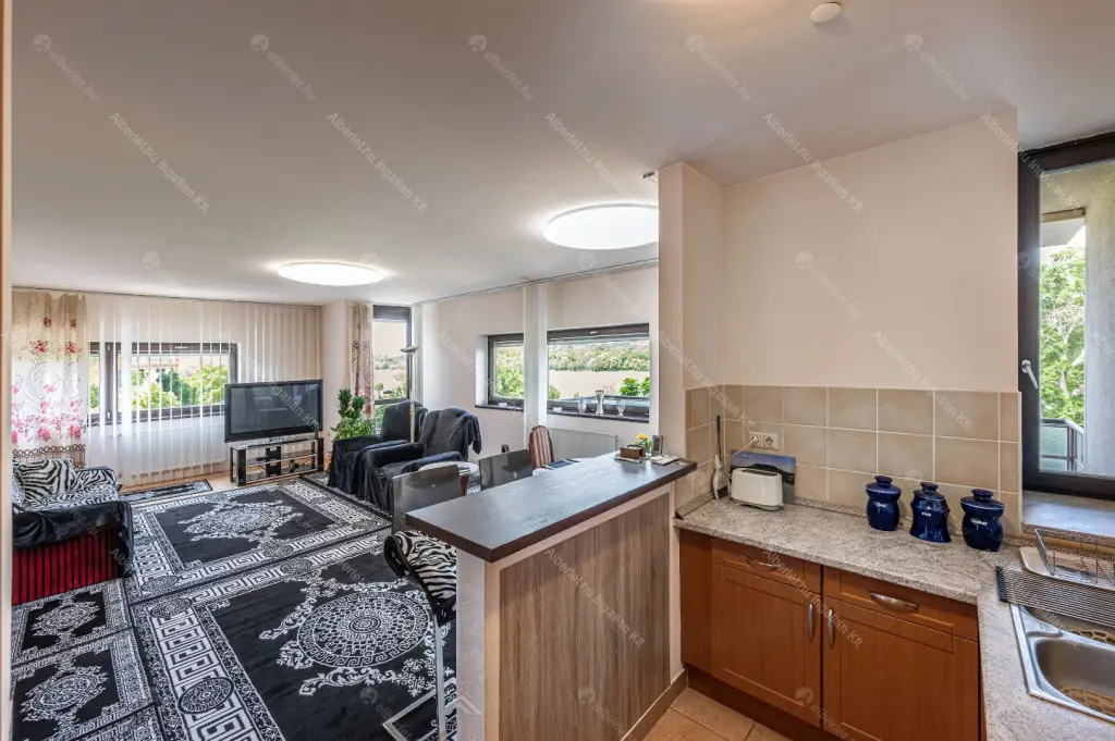 Kiadó albérlet 770000 Ft/hó áron: Budapest, XIII. kerület  Népfürdő utca. Mérete: 100 nm, 3 szobás | Alberlet.hu - 6674116